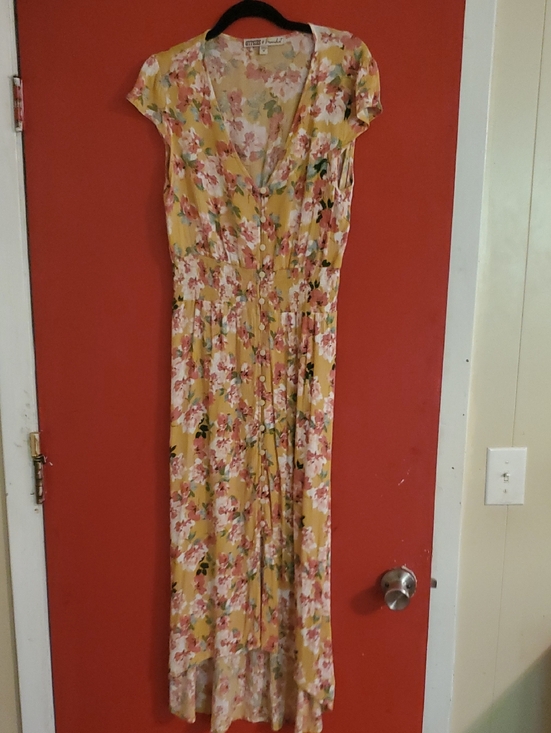 Gypsies & Moondust Dresses & Skirts - Gypsies & Moondust Yellow Floral V-Neck Maxi Dress Sz M